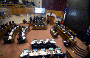 Fiscalía solicita a PDI más personal para investigar las asesorías parlamentarias en el Senado