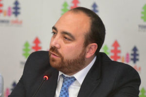 Chahín responde a Teillier por acusaciones de prejuicio: 