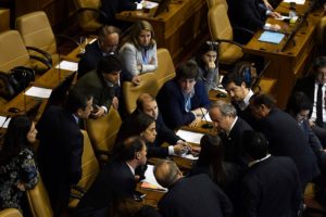 Salario mínimo: Gobierno anuncia veto presidencial para salvar plurianualidad