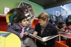 Ministra de las Culturas inaugura Biblioteca Inclusiva en el Instituto Teletón