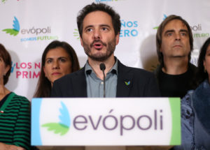 Presidente de Evópoli defiende a Ampuero: 