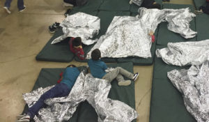 VIDEO | Niño no reconoce a su madre tras ser separados por la política migratoria de Trump