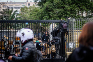 Violencia en liceos de Santiago: 12 expulsados y más de 400 alumnos se cambiaron durante el primer semestre