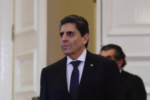 Mauricio Rojas El Breve: ex ministro convirtió su fin de semana en La Moneda en un libro