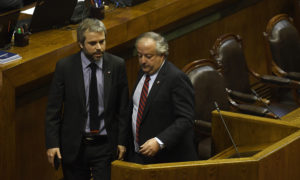 Lupa al sueldo mínimo: mayor variación real fue en gobierno de Aylwin y la menor con Lagos