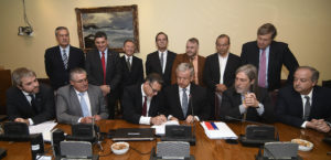 Detalles del acuerdo firmado entre el Gobierno y la oposición por el salario mínimo