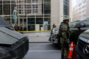 FOTOS | Aviso de bomba generó operativo policial en juzgados del centro de Santiago