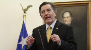 Cancillería cita a embajador venezolano tras vinculación de Chile en atentado a Maduro