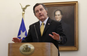 Canciller Ampuero insiste en que el territorio soberano 