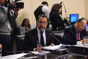 Presidente del directorio de TVN anuncia al Congreso nuevas medidas de 