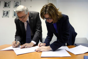 Mineduc y Usach firman convenio para continuar estudios de más de mil alumnos de U. Iberoamericana