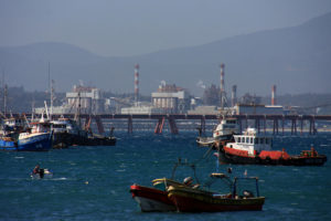 Quintero y Puchuncaví: restringen procesos productivos de ocho empresas