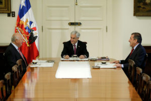 Sebastián Piñera se reúne con ex presidentes Frei y Lagos por fallo de La Haya