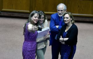 Senado aprueba Aula Segura tras acuerdo entre el Gobierno y la oposición