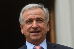 Pensiones: Hacienda reconoce que usuarios podrían pagar doble comisión