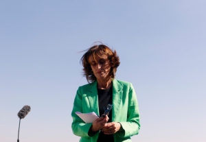 Ministra Cubillos insiste que expulsiones de alumnos es la esencia de Aula Segura