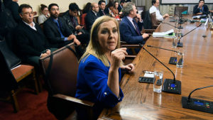 PH de Maipú le quita el piso a Pamela Jiles por defender a Cathy Barriga: “Bajo su lógica no podríamos acusar a Lucía Hiriart”