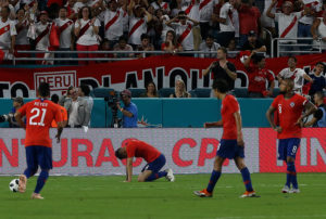 VIDEO | Papelón en Miami: Perú golea y desnuda todas las falencias de un discreto Chile