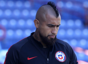 TMZ destapa millonaria condena de Arturo Vidal por pelea en bar alemán