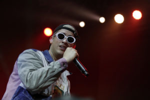 Bad Bunny le saca en cara la educación gratuita a profesora que lo acusó de 