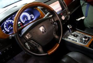 Los detalles del remate de autos de Presidencia que realizará la 