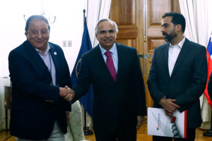 Chadwick a camioneros: “No necesitamos un paro para preocuparnos del problema”