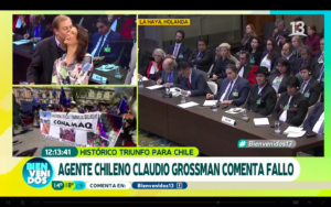 VIDEO | Ex ministro Vidal intentó darle un beso a Tonka Tomicic y protagonizó incómodo momento televisivo