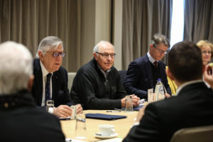 Agente Grossman se reúne con abogados a horas de decisión de tribunal