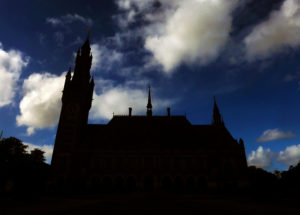 Encuestas: aumenta optimismo de chilenos frente a fallo de La Haya