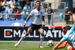 Lucas Barrios se quemó con las críticas y puso su currículum goleador en la mesa: 