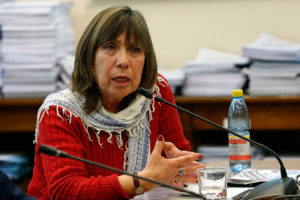 Aula Segura: inspectora de Instituto Nacional rociada con bencina expuso en comisión