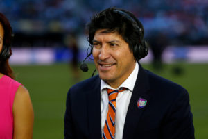 Iván Zamorano le pone fichas a Rueda: 