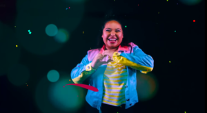 Génesis, la paciente Teletón que cantó en el Estadio Nacional y hoy lanza su primera canción