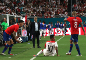 Reinaldo Rueda defendió el recambio de jugadores en la Roja: 
