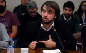 Jorge Sharp critica que hay 