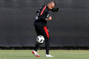 Arturo Vidal coquetea con el fútbol mexicano: 