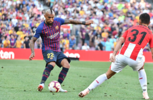 Xavi Hernández: “Me sorprende que un jugador con la experiencia Vidal tenga esa actitud