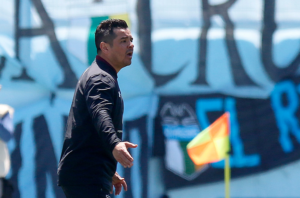 Este jueves analizarán la continuidad de Héctor Tapia en Colo Colo