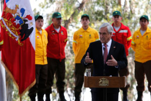 Sebastián Piñera: “Vamos a perseguir en forma implacable a los que queman bosques”