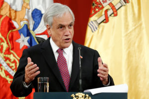 Veinte reacciones a la reforma previsional que anunció Sebastián Piñera