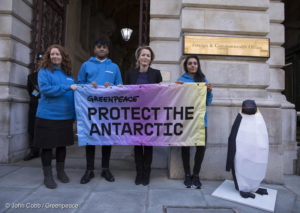 Actriz Gillian Anderson de 