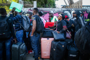 Parte primer vuelo de Plan de Retorno Humanitario a Haití con 176 personas