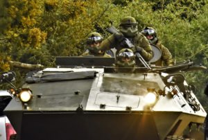 VIDEO | “Están apuntando… ¡nos están disparando”: Mapuche graba actuar del Comando Jungla sin previa provocación