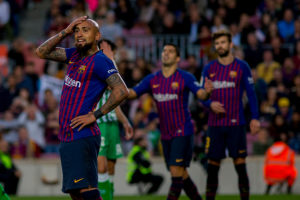 Prensa española tuvo dispares críticas sobre la actuación de Arturo Vidal