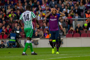 Barcelona planea traer a joven figura del fútbol francés para la misma zona de Arturo Vidal