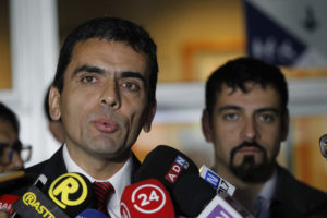 Carlos Gajardo le recordó a la izquierda madurista lo que decía Pinochet ante la presión internacional