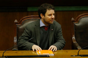 Ministerio de las Culturas por paseo de 20 millones con bar abierto: 