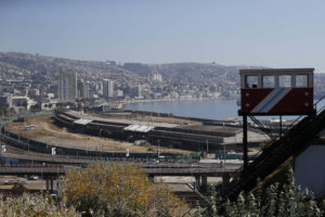 Alcalde nocturno de Valparaíso es denunciado por supuestas malas prácticas
