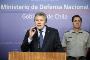 Ministro Espina y Ejército descartan que nuevo alto mando esté vinculado a casos de DD.HH.