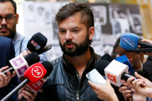 Acción Republicana busca que Gabriel Boric sea destituido por 